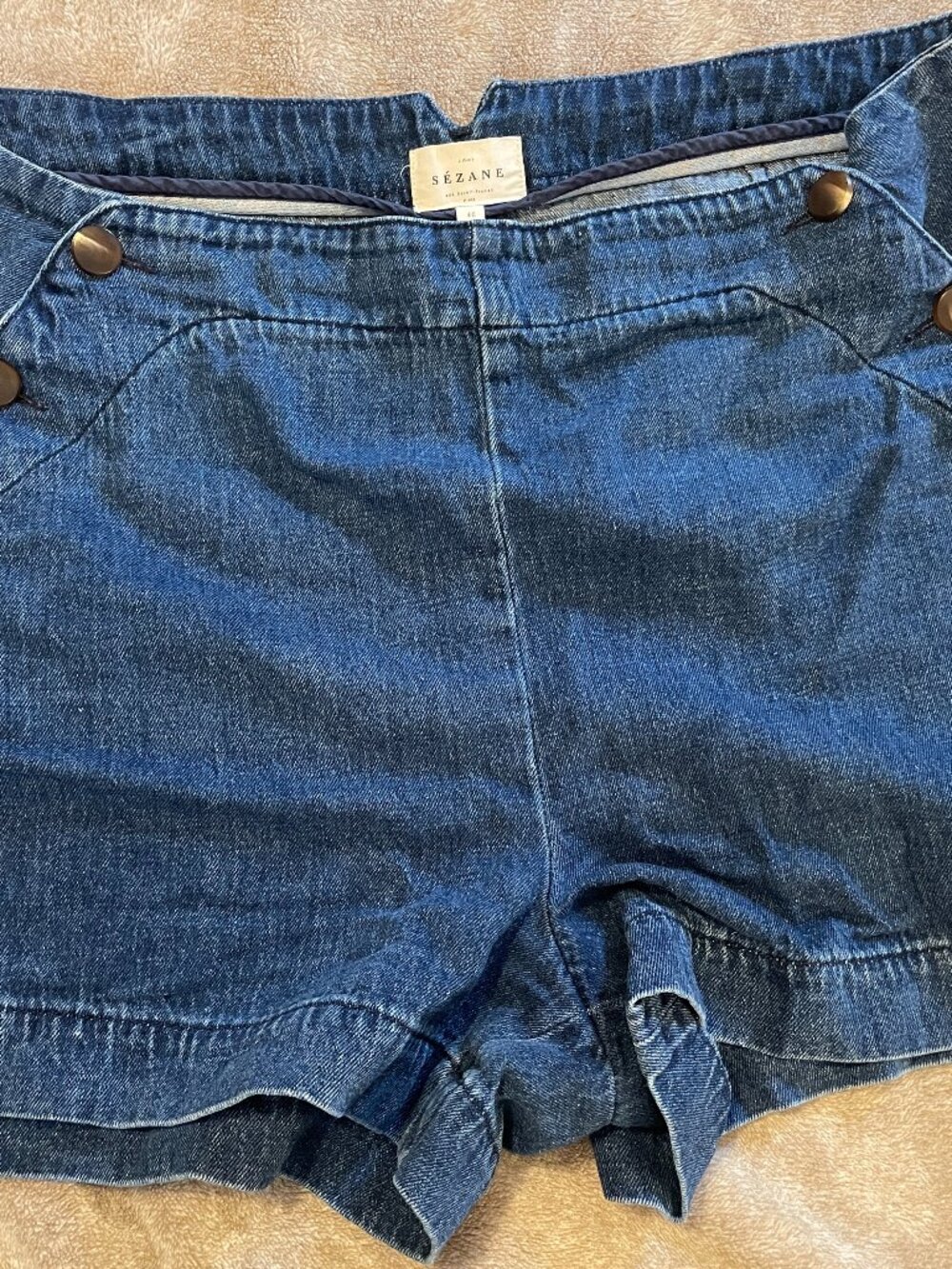 Mayron Short - Picture 2 of 2